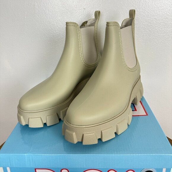 JEFFREY CAMPBELL Pleu Platform Lug Sole Chelsea Rain Boot Cream Size US 10 NWT - Picture 4 of 11